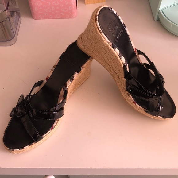 Burberry Black Nova Check Espardilles Sandals New - Picture 3 of 8